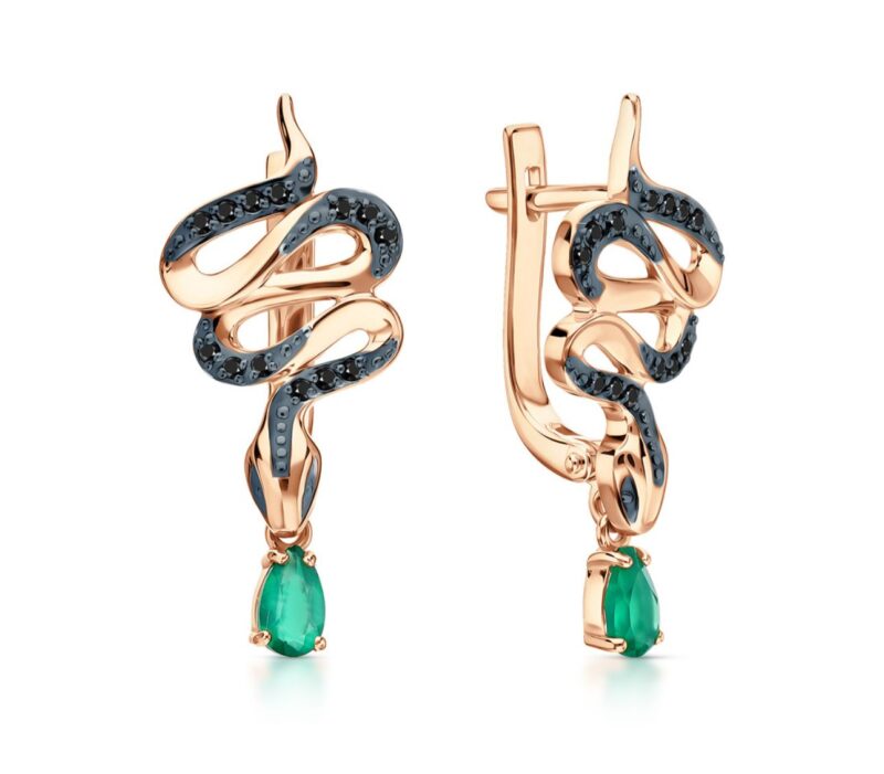 Gold earrings with natural diamonds and natural agates