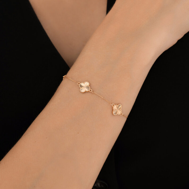 The Trio Clover Bracelet - Image 3