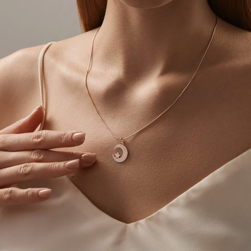 Zahra Star Pendant - Image 2