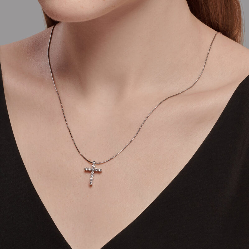 Sancta Lux Diamond Pendant - Image 3